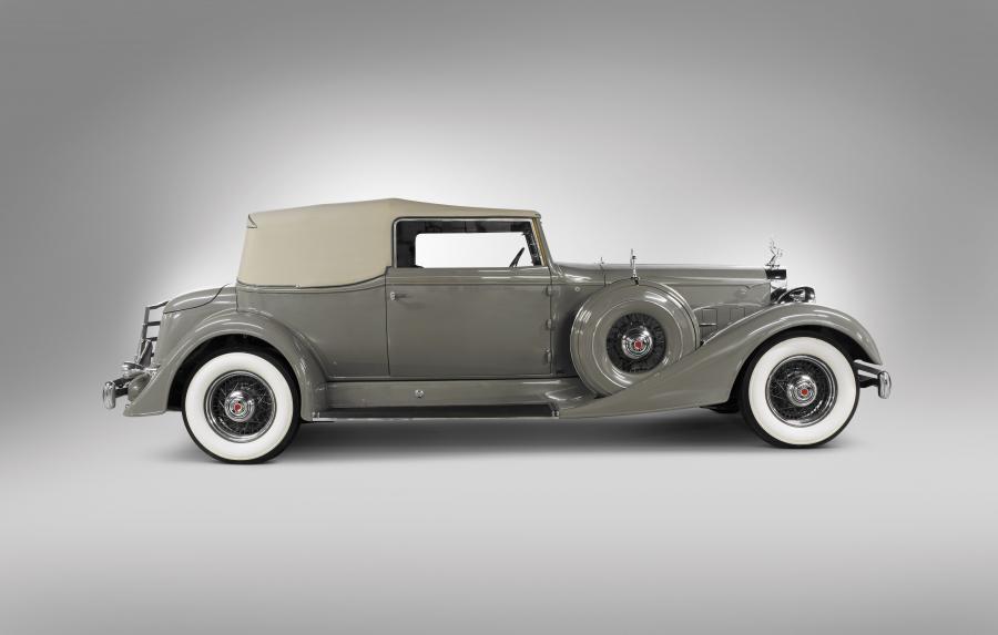  Packard Super Eight Model 1104 Convertible Victoria 1934 года  (фото 6 из 6)